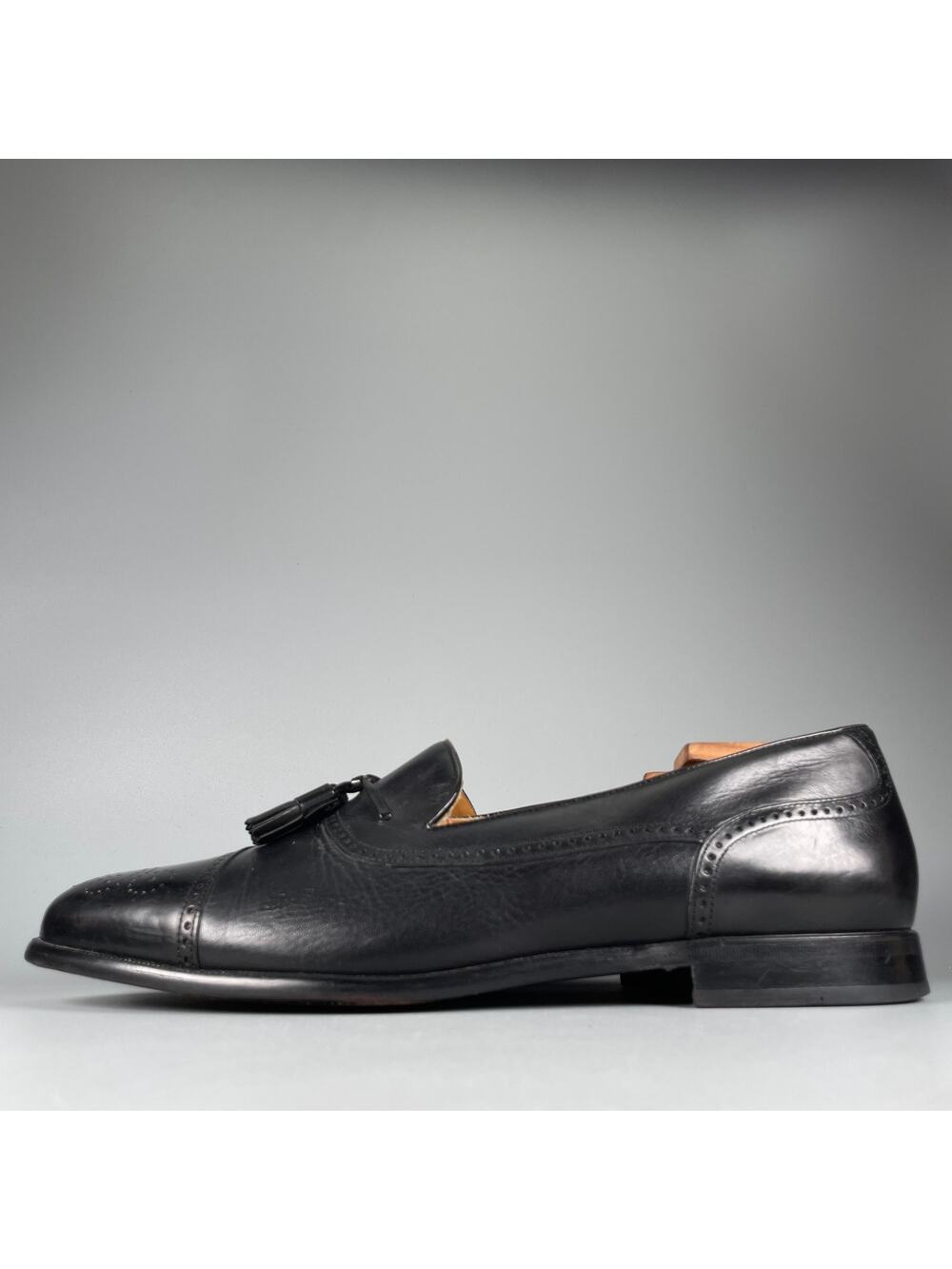 Mezlan Havana Men's Size 11 Black Leather Slip On Tassel Loafers Dress Shoes EUC